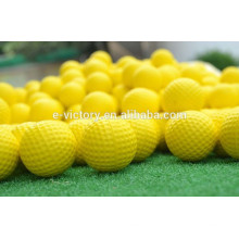 Ventas por mayor 2 pedazo colorido mini bola dos capa conducción gama práctica multi color golf bolas de golf